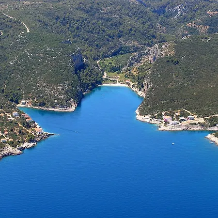Gostinjska kuća Double Uvala Pokrivenik 2069m Split
